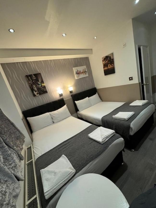 Tony'S House Hotel Londra Exterior foto